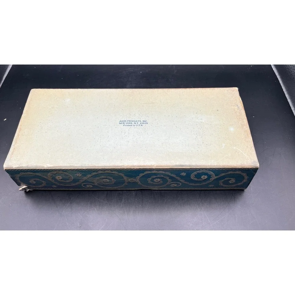 Vtg Avon Angel Lace‎ 3 Hostess Fragranced Soaps Light Blue New in Box Collector